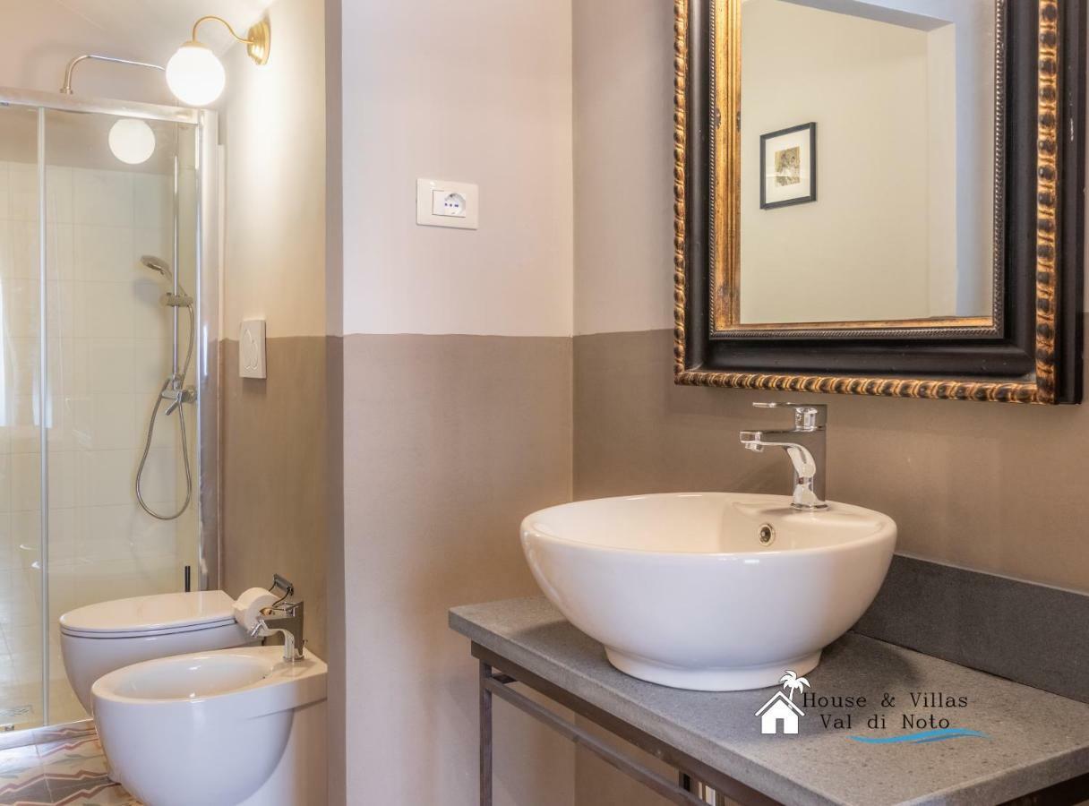 Camera Matrimoniale con Bagno Privato