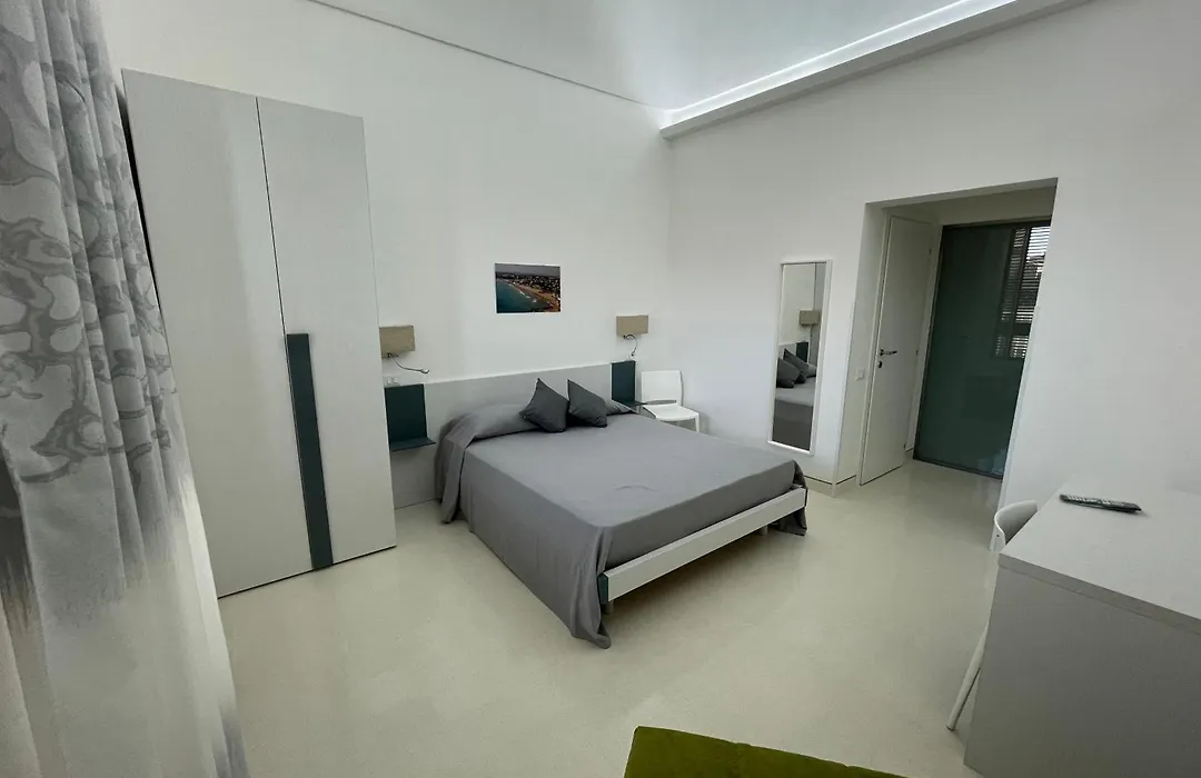 Casa Crispi-1