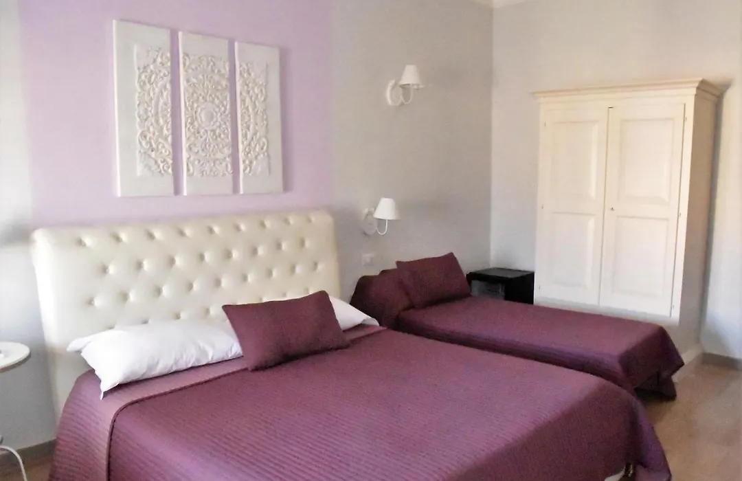 Simonetta's Rooms-1