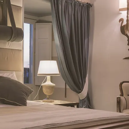 Palazzo Trigona Suites-3